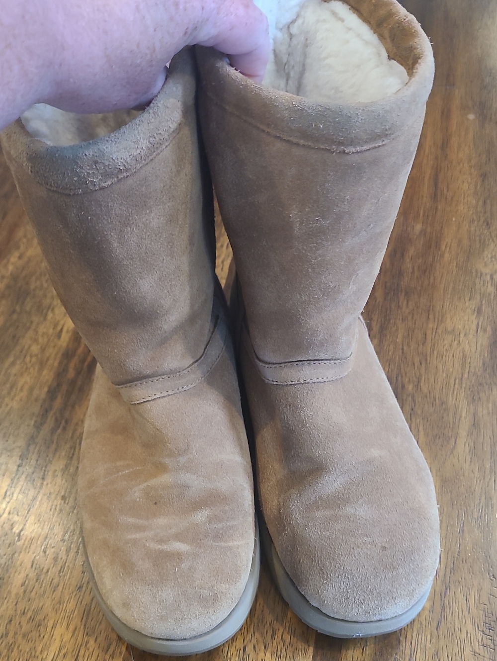 UGG Classic Short Waterproof Boots chestnut SZ 10 - Picture 2 of 5